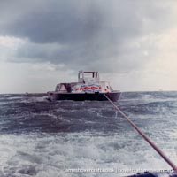AP1-88 hovercraft number 1 - shipping the superstructure